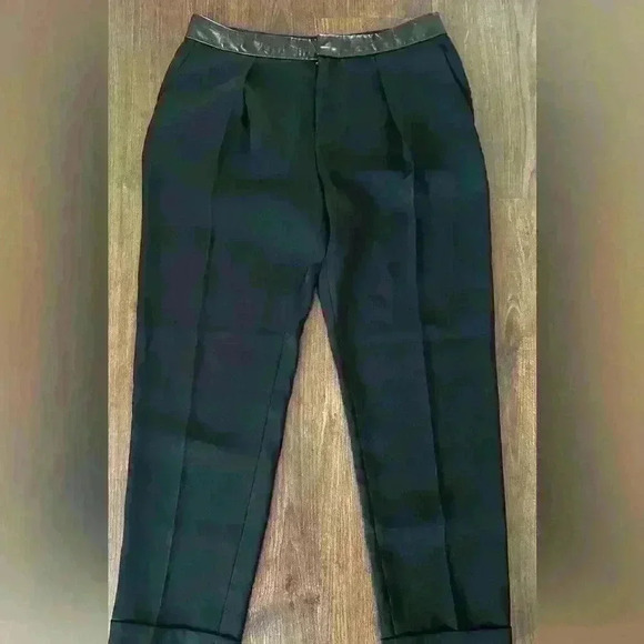 Rag & Bone cropped pants with faux leather on the waist size 4 in black . - Picture 3 of 10